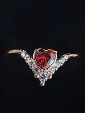 Heart-Shaped Red Crystal V-Style Ring by JEULIA - Size 8.5